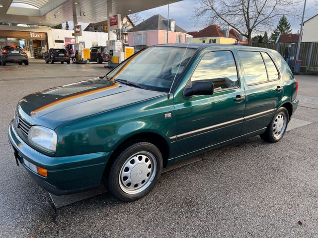 VW Golf III 1.6 Benzin ALU AHK Schiebedach 100.000