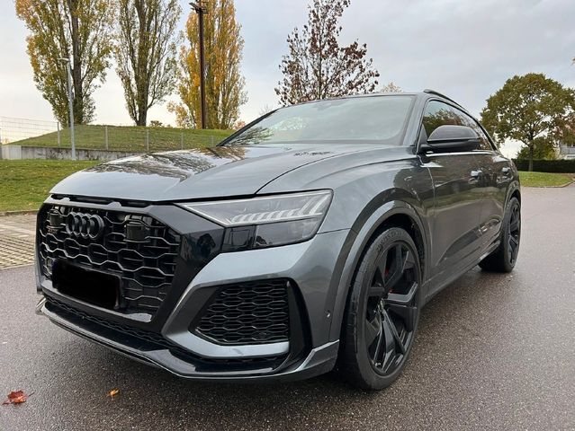 Audi RS Q8 4.0 TFSI quattro