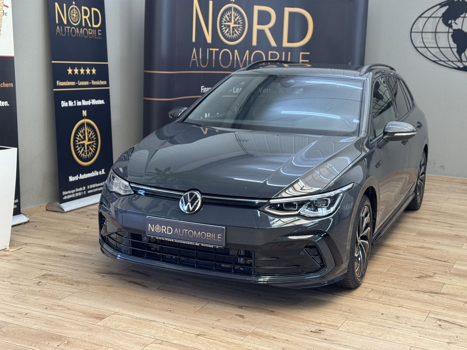 VW Golf VIII Variant 2.0 TDI DSG R-Line AHK/Dig.Coc