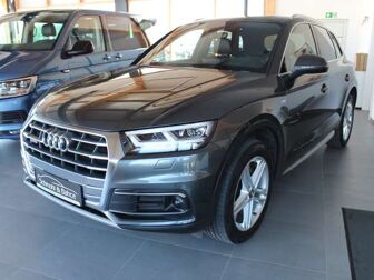 Fahrzeug AUDI Q5 undefined