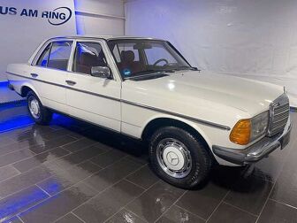 Fahrzeug MERCEDES-BENZ 200 undefined