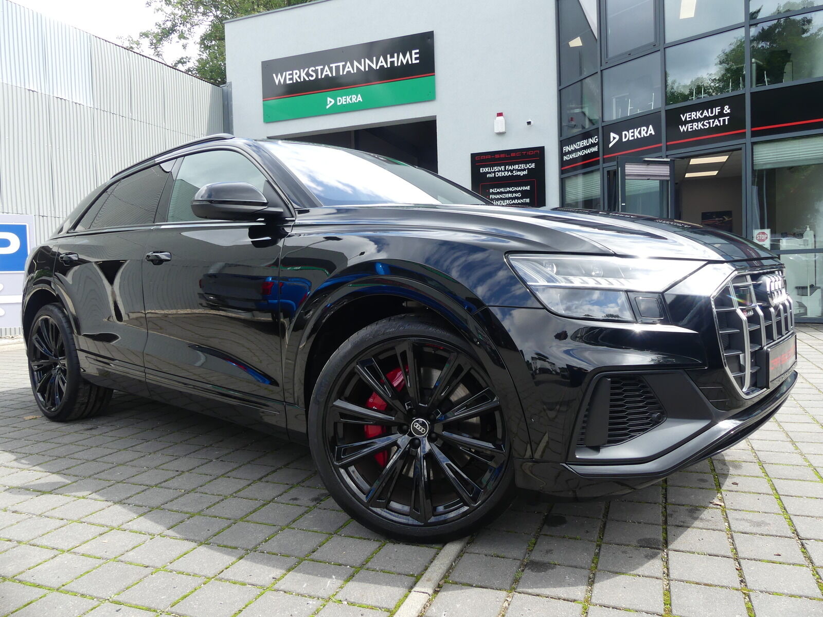Audi SQ8 4.0 TFSI V8 quattro MATRIX/SOFT/23LM/HUD/AHK