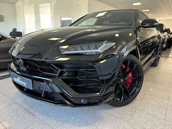 Fahrzeug LAMBORGHINI Urus undefined