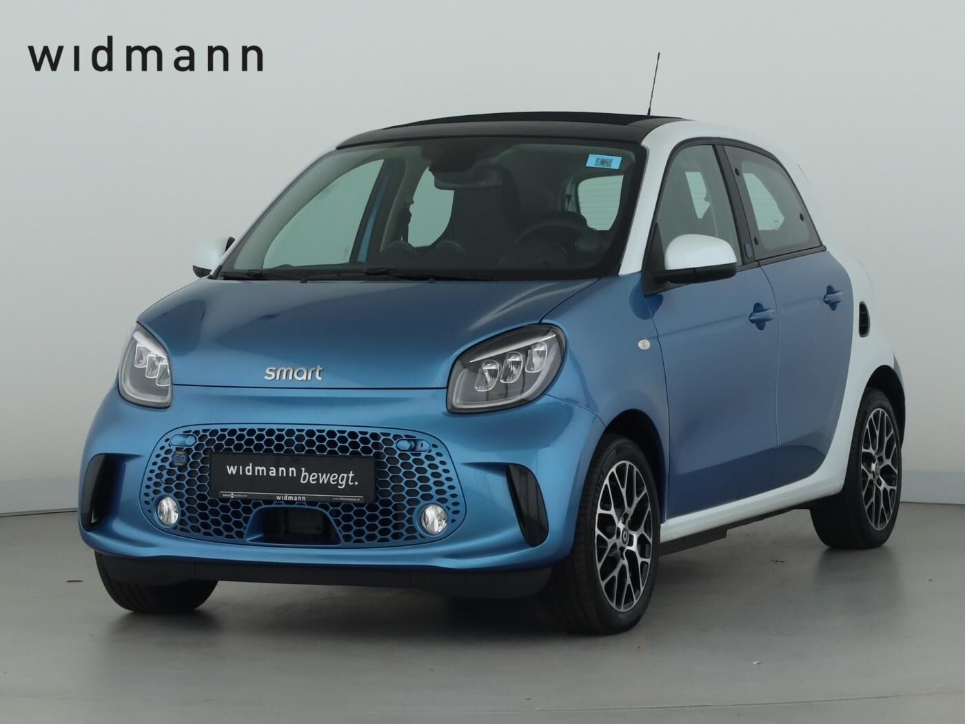 Smart forfour EQ *LED*PDC hinten*Kamera*Panorama*SHZ**