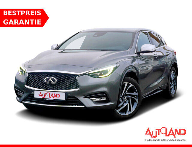 Infiniti Q30