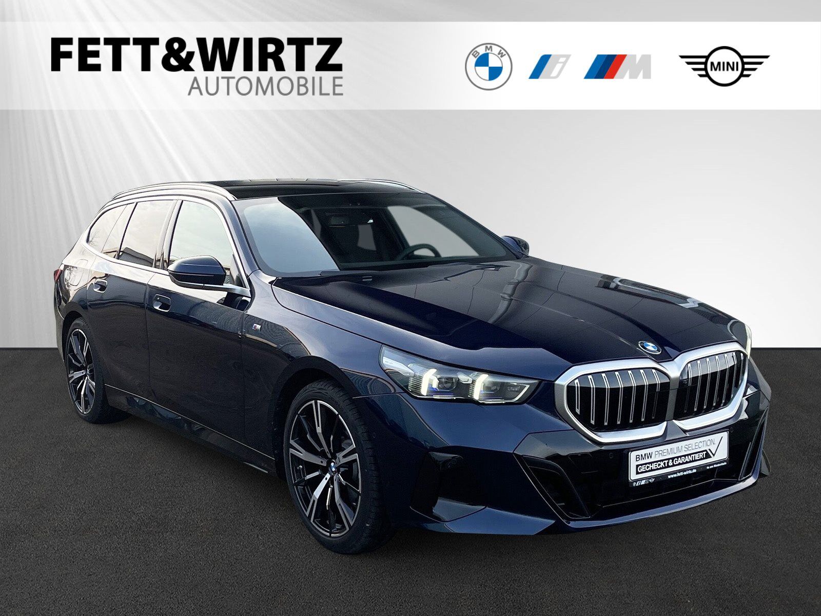 BMW 520d xDrive Touring M Sport|AHK|B&W|Panorama