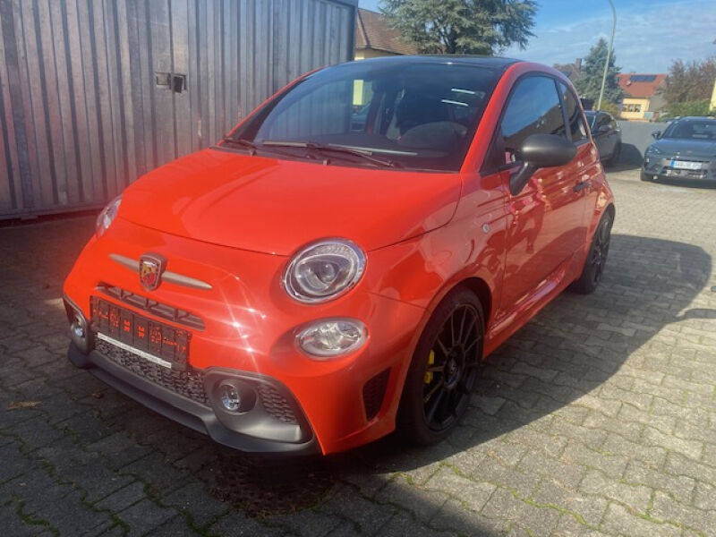 FIAT 500 1.4 Abarth T-Jet 695