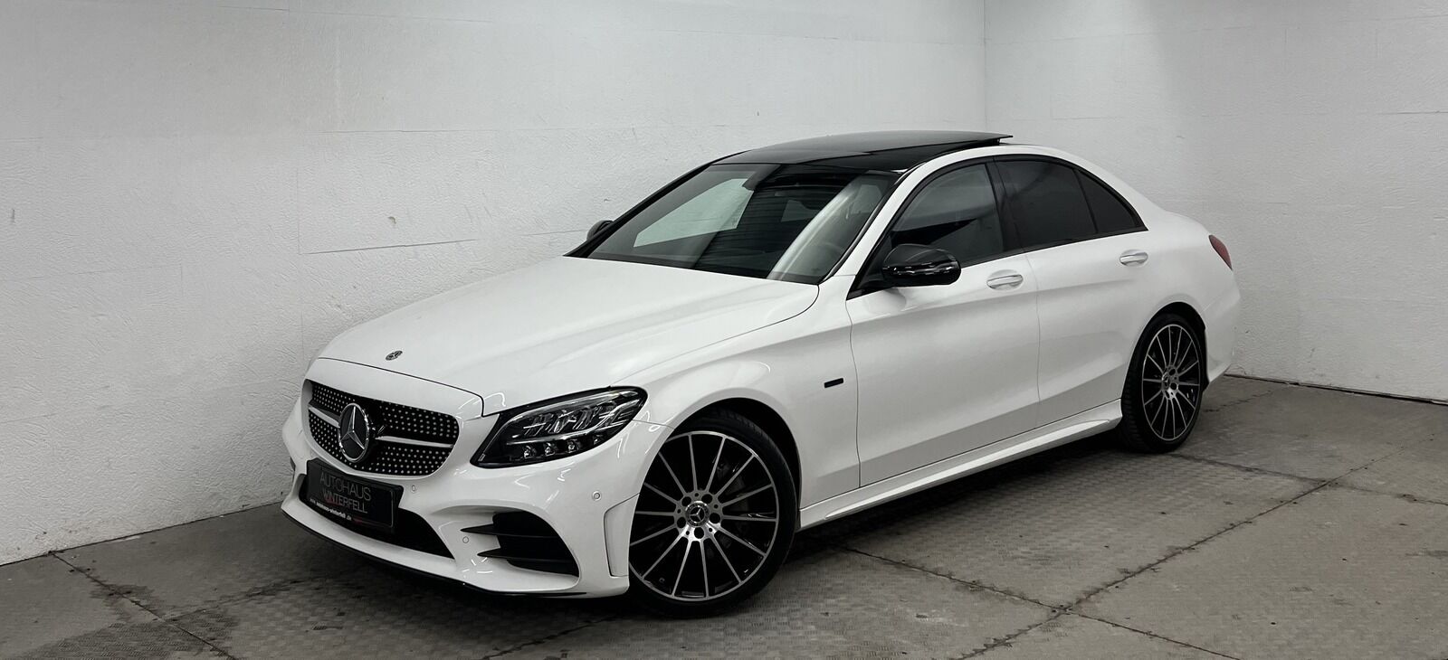 Second hand Mercedes Benz C-Class 300 E