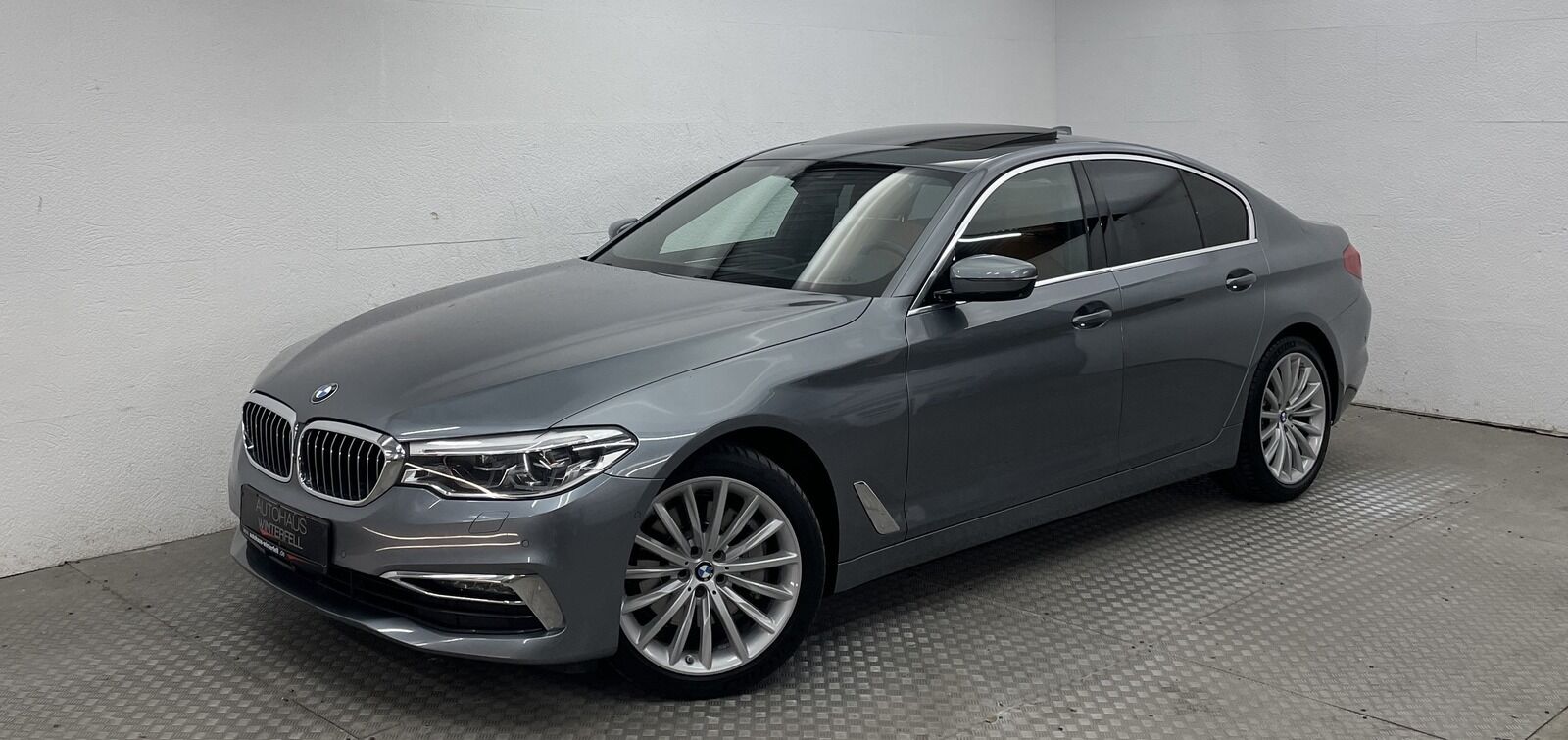BMW 530 d xDrive Luxury Line GSD+NIGHT+INTEGRAL+MEMO
