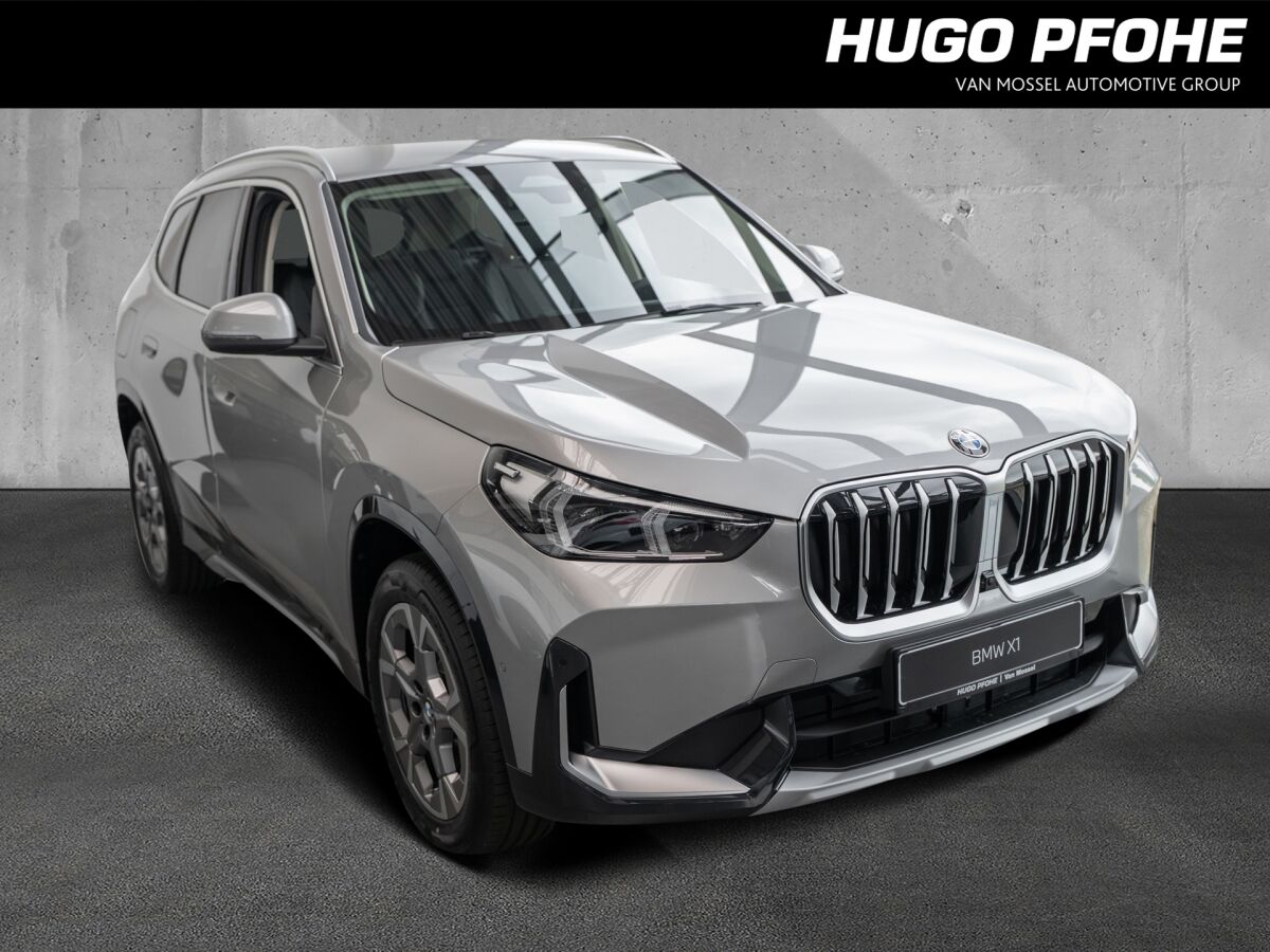 BMW X1 sDrive20i 125 kW X Line AHK