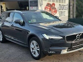 Fahrzeug VOLVO V90 Cross Country undefined