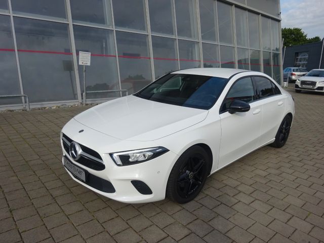 Mercedes-Benz A 200 STYLE