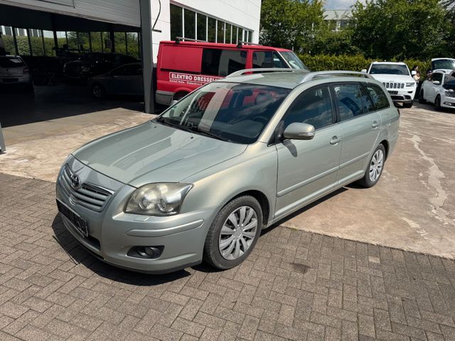 Toyota Avensis Kombi 1.8