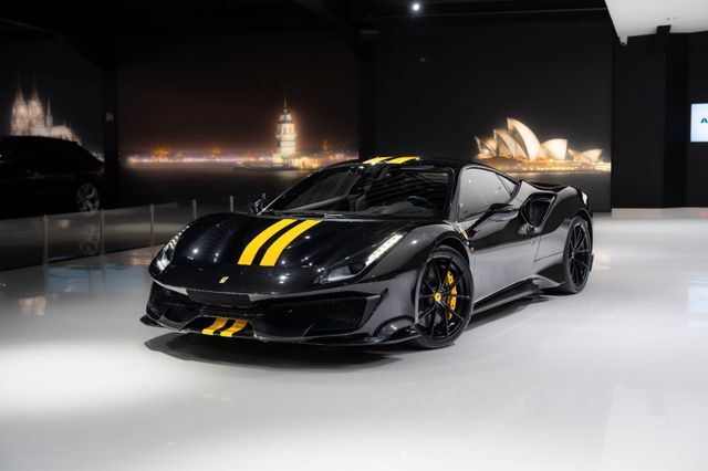 Ferrari 488 Pista*RACING-STRIPE*CARBON*RACING-SEATS*LIFT