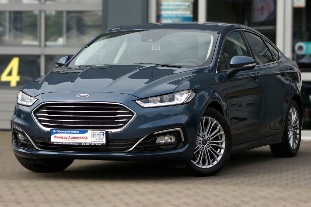 FORD Mondeo 2.0 Ti-VCT Hybrid Titanium