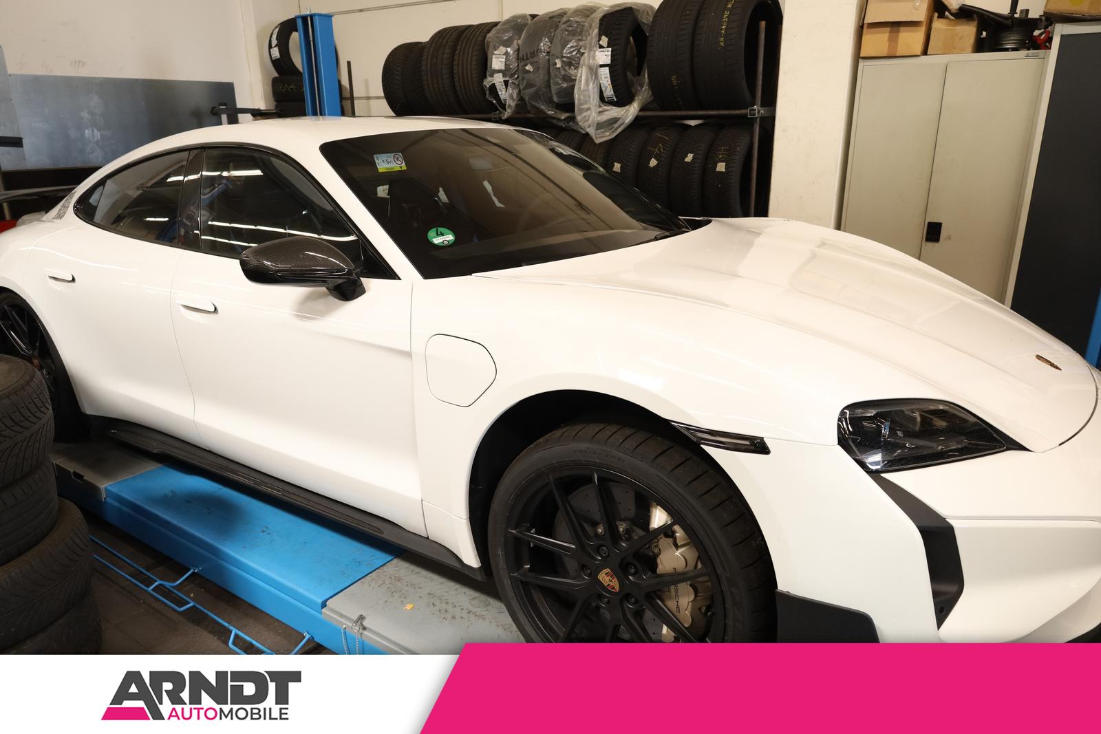 Porsche Taycan Turbo GT 21 Weissach Bose Vollschalensitz