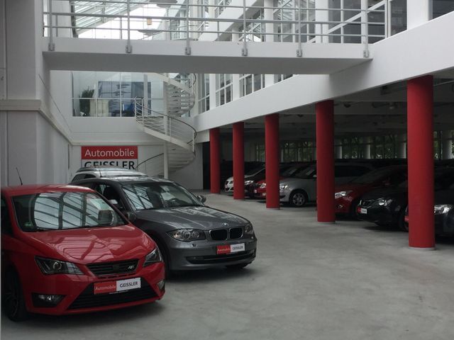 Audi A8 3.7 quattro Leder+Navi+PDC
