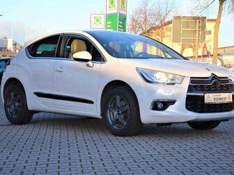 Fahrzeug CITROEN DS4 undefined