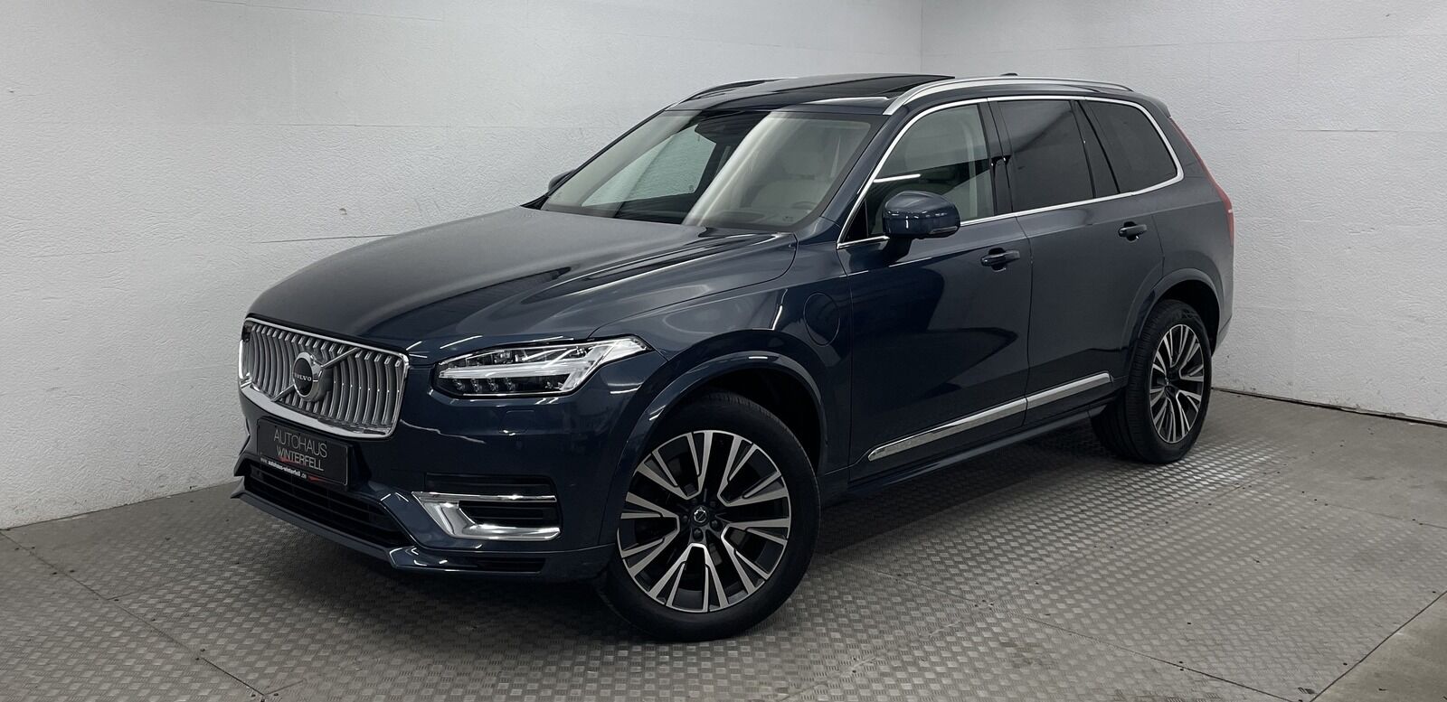 VOLVO XC90 Rech T8 AWD INSCRIPTION 7SITZ+PANO+LUFT+AHK