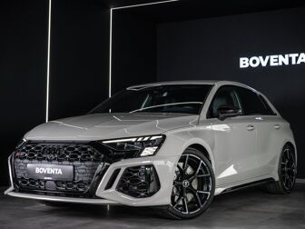 Fahrzeug AUDI RS undefined