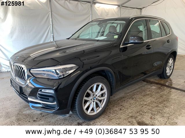 BMW X5 xDr45e LED CockpProf DrivingAss Kam Luftfeder