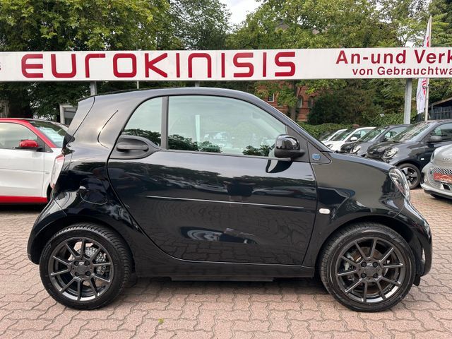 Smart fortwo EQ 60kW*EXCL*PANO*NAVI*JBL*PTS*KAM*22kW*