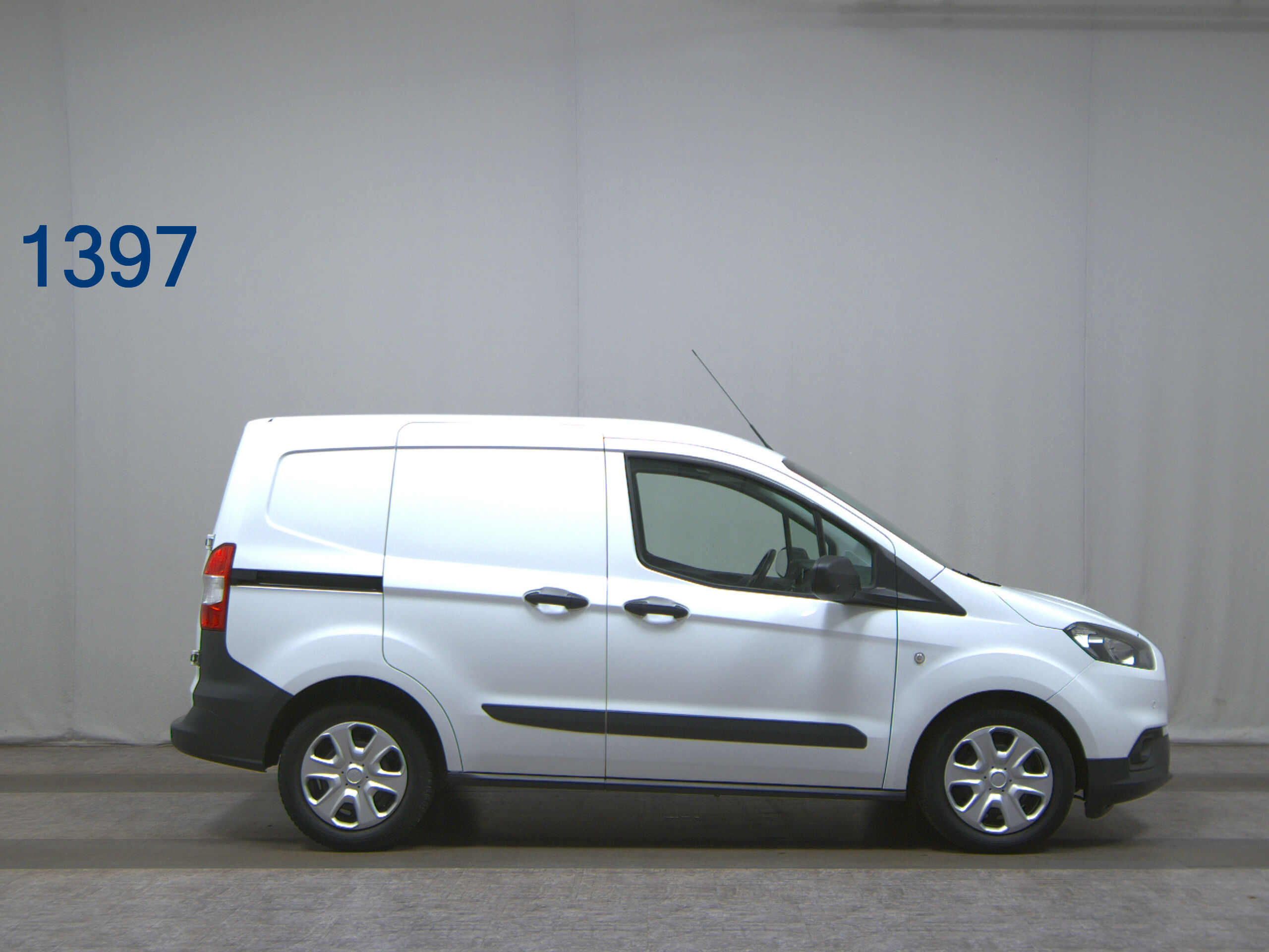 Ford Transit Courier 1.0 EcoBoost Trend Navi PDC