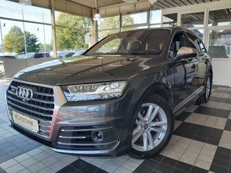 Fahrzeug AUDI SQ7 undefined