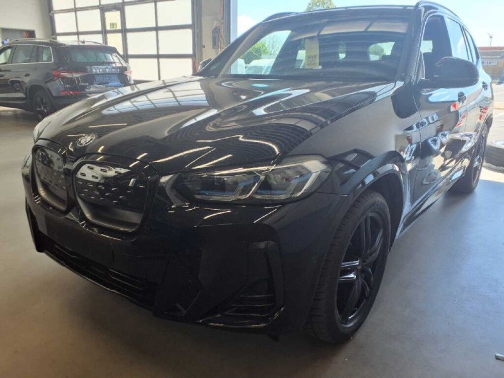 BMW iX3 Impressive M-Sport Pano. Harman/Kardon Laser