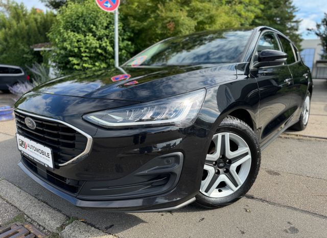Ford Focus Lim. 1.5 EcoBlue Cool & Connect Navi 1.Han