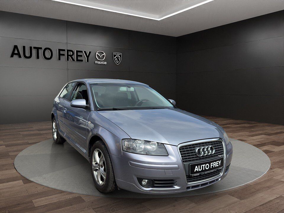 Audi A3 1.6 Attraction AHK