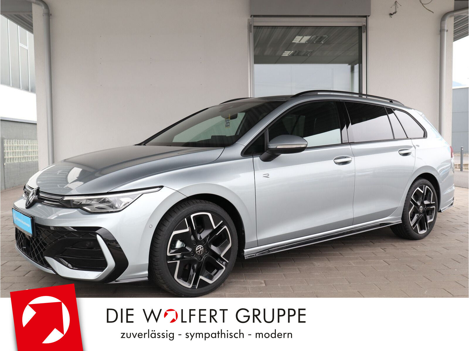 VW Golf Variant R-Line 1.5 eTSI DSG LED PLUS ACC 18