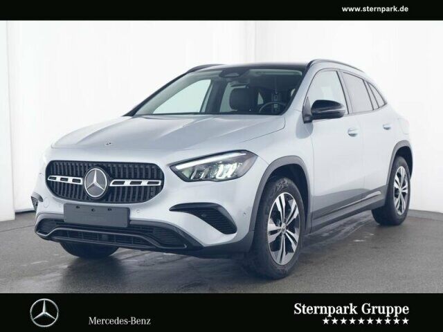 MERCEDES-BENZ GLA 180 Progressive/Navi/Pano.-Dach/Night Paket