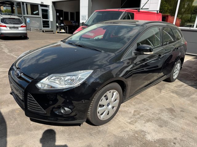 Ford Focus Turnier Sync Edition