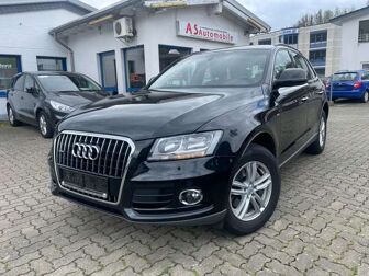 Fahrzeug AUDI Q5 undefined