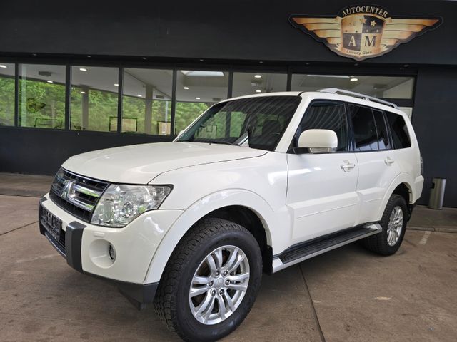 Mitsubishi Pajero 3.2 DI-D Intense Volloption/7.Sitzer/AHK