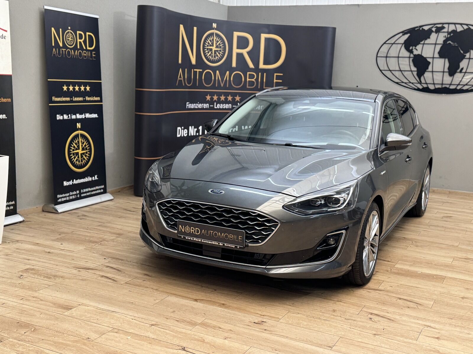 Ford Focus Lim VIGNALE 1.5 EB *AHK*PANO*SCHÖN VOLL*