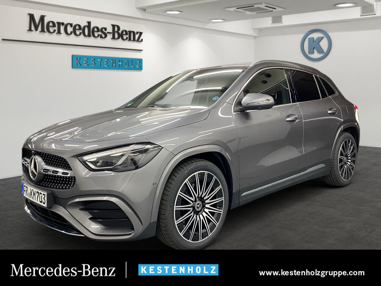 Mercedes-Benz GLA 200 AMG+HANDS-FREE+AHK+PARK+MULTIBEAM