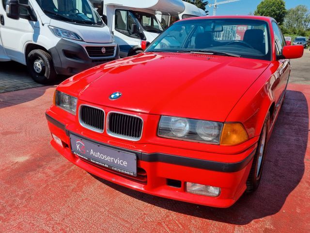BMW 320i Coupe M-Paket