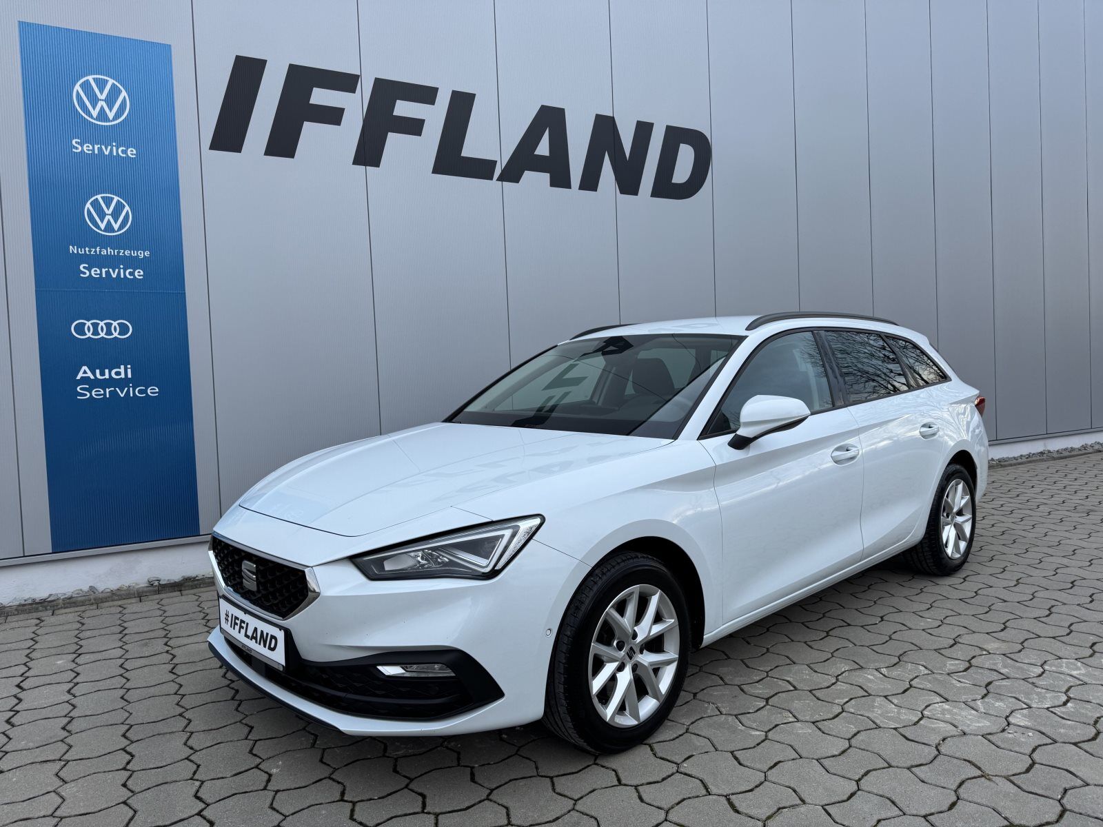 Seat Leon Sportstourer 2.0 TDI*Style*DSG*LED*AHK*NAVI