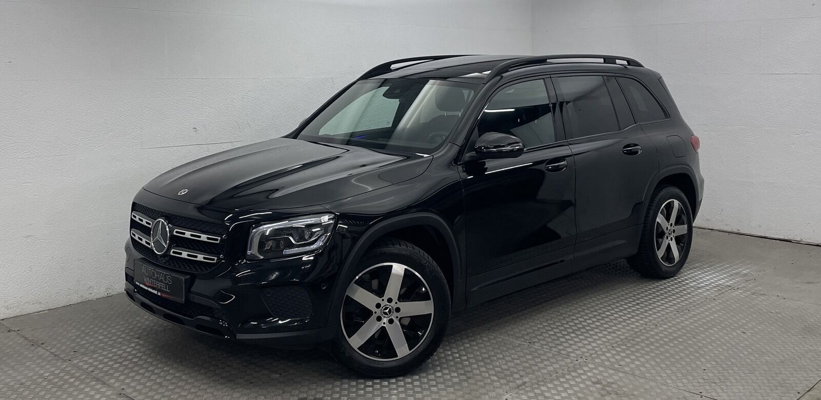 MERCEDES-BENZ GLB 200 PROGRESSIVE NIGHT 7SITZ+PANO+MULTIBEAM+