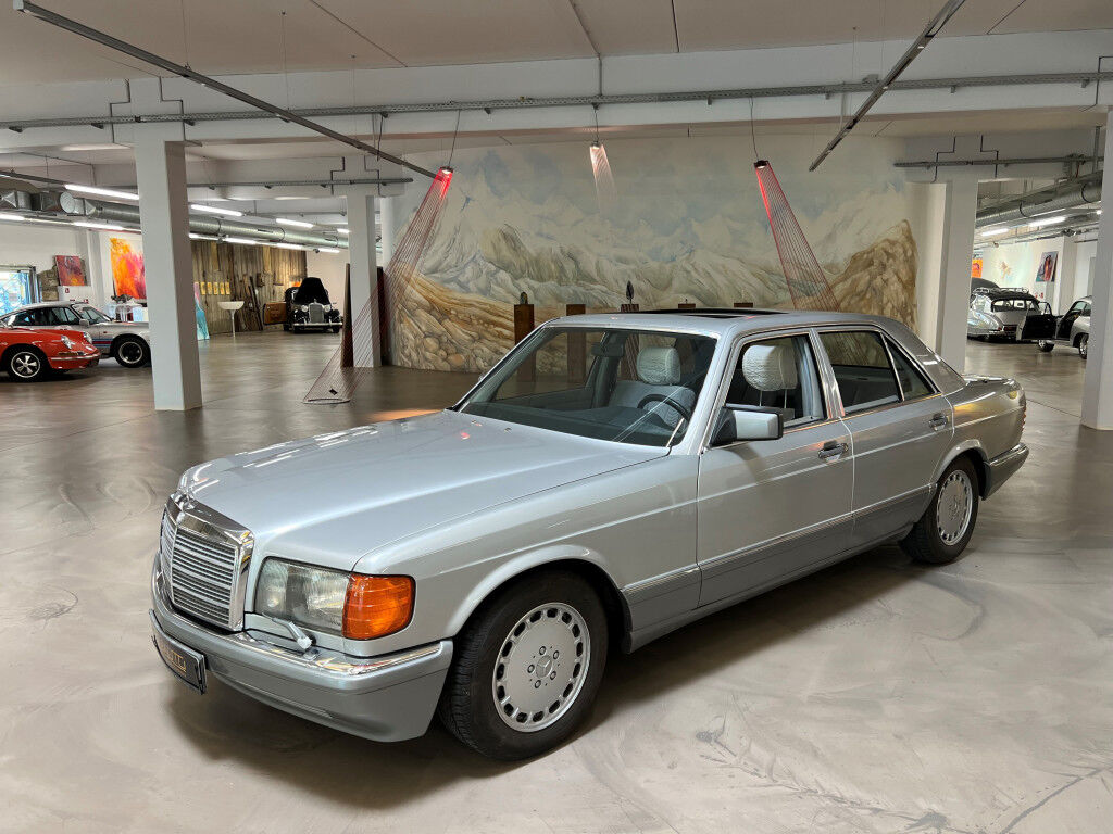 Mercedes-Benz 420 SE *Schiebedach* TÜV NEU