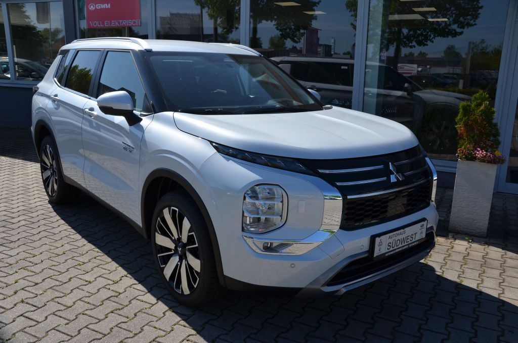 Mitsubishi Outlander 2.4 4WD Plug-In Hybrid Intro Edition