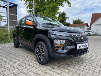 Fahrzeug DACIA Spring undefined