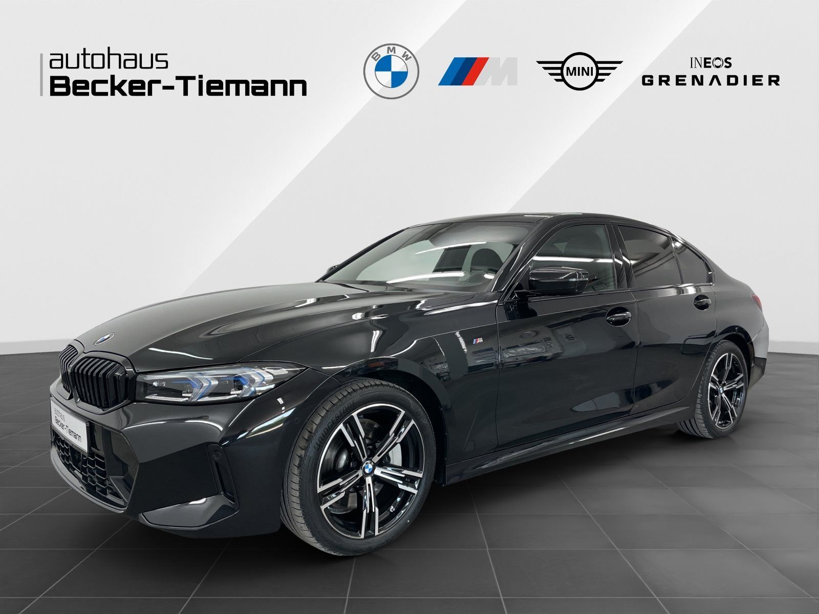 BMW 330i xDrive A Lim, M-Sportpaket,Schiebedach,etc.