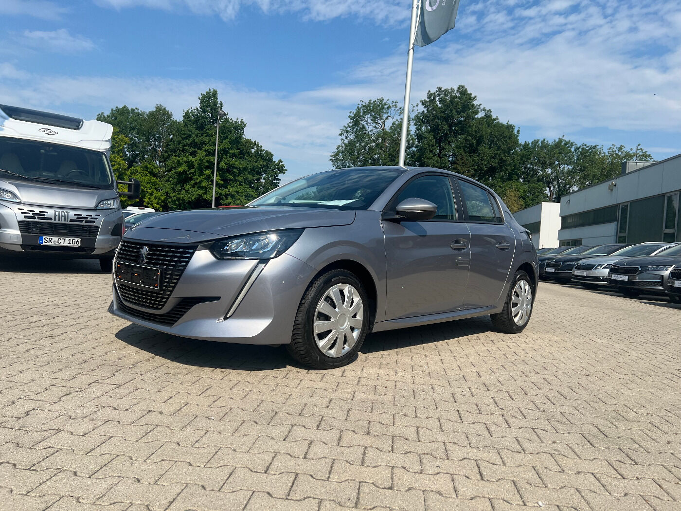 Peugeot 208 1.5 BlueHDi 100 Active Pack *LED Navi DAB+*