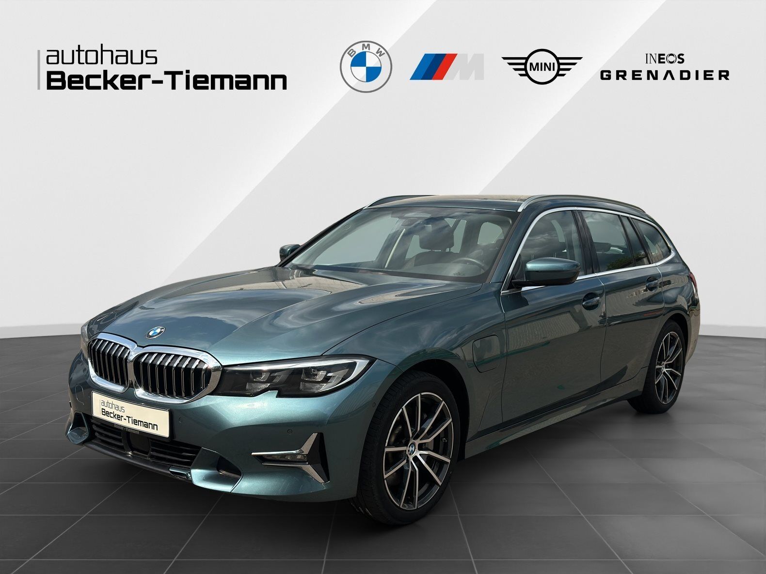 BMW 330e Touring 18 / DirvAssProf / ParkAss+ / Keyle