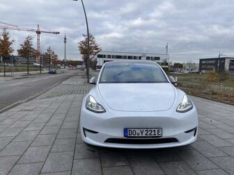 Fahrzeug TESLA Model Y undefined