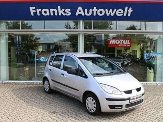 Fahrzeug MITSUBISHI Colt undefined
