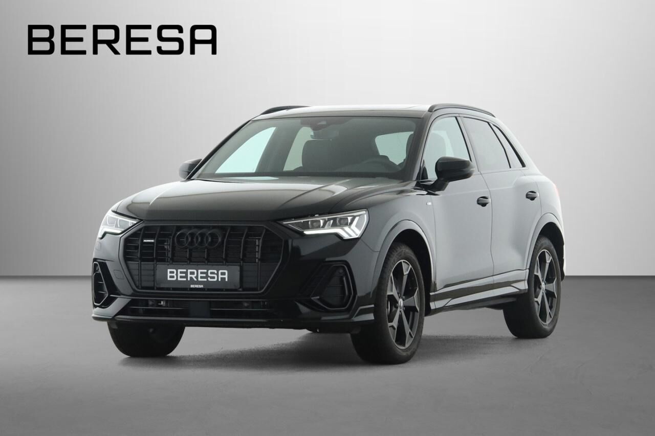 Audi Q3 40 2.0 TFSI quattro S line Pano AHK Matrix